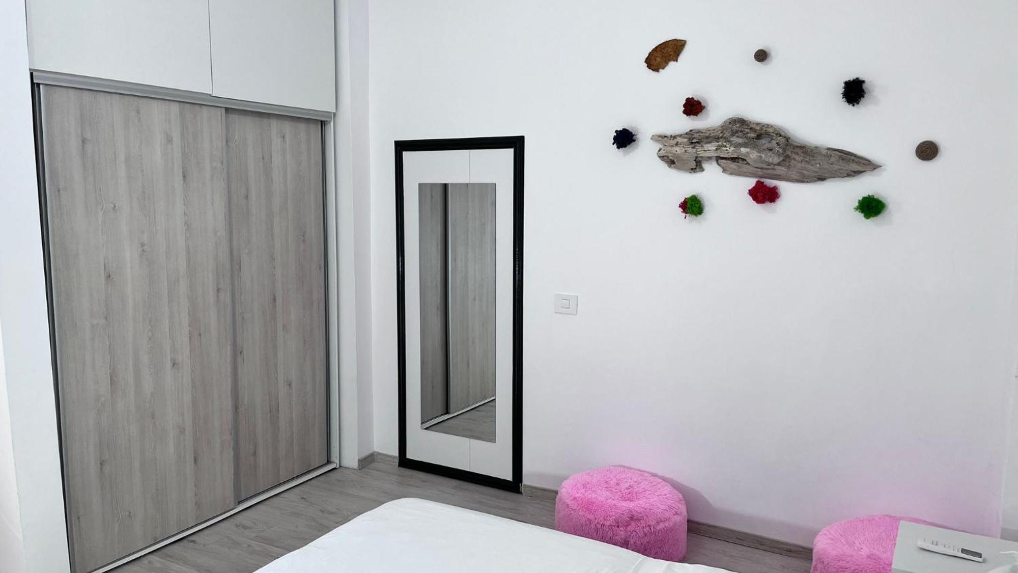 Summer Vibe - La Curte Homestay