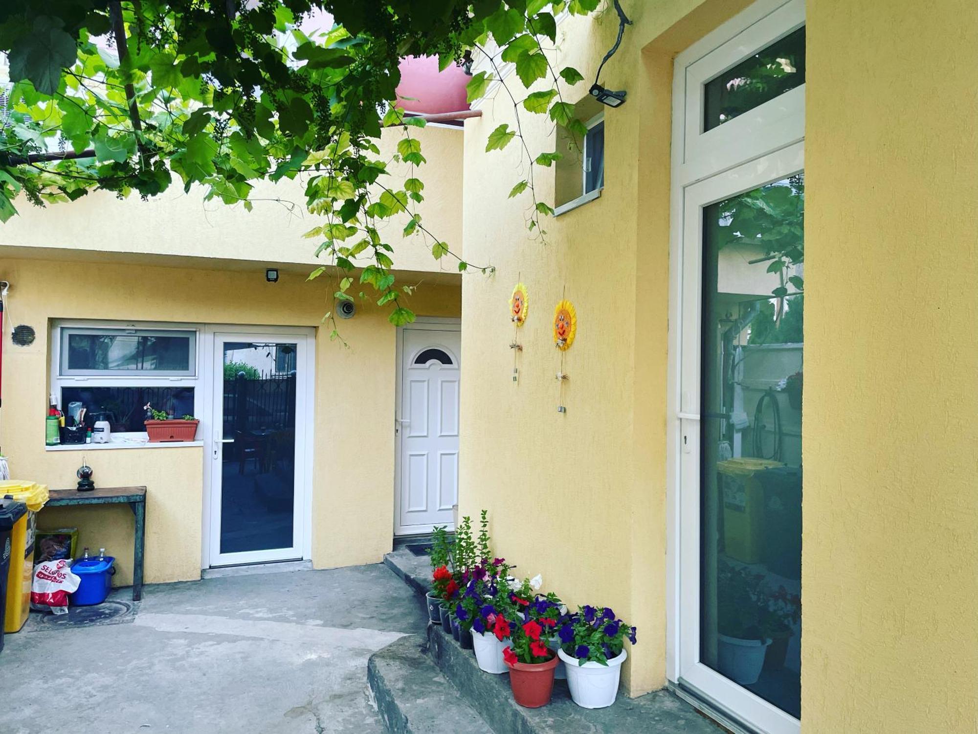 Homestay Summer Vibe - La Curte Constanta